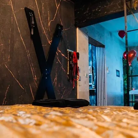 Loveroom 50 Nuances De Bulles Jacuzzi Et Sauna Privatif Lens